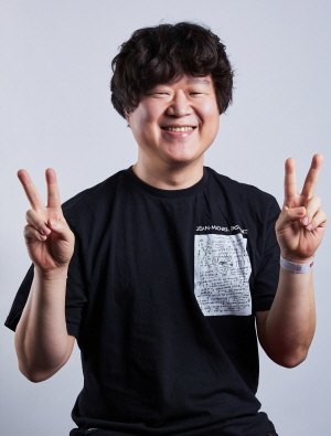 감독